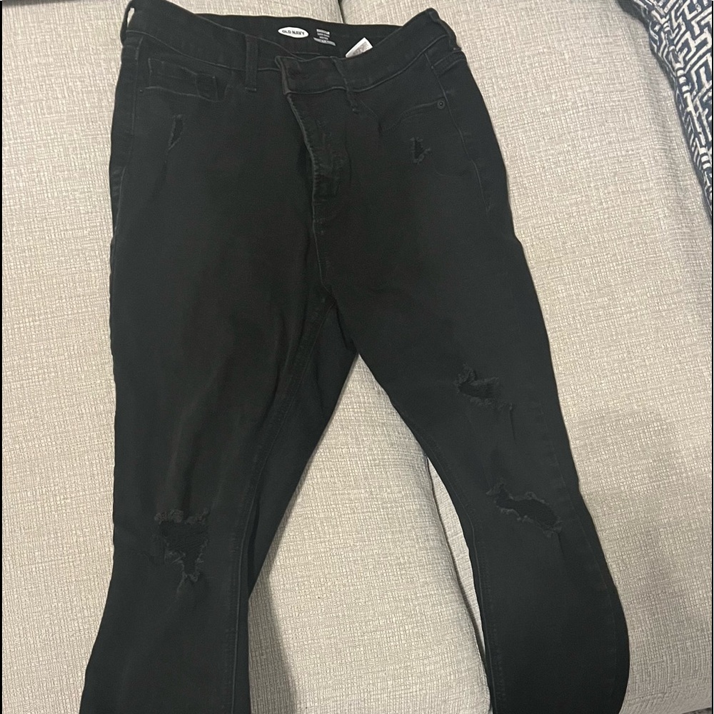 Old Navy size 12 Rockstar super skinny high rise black jeans with rips